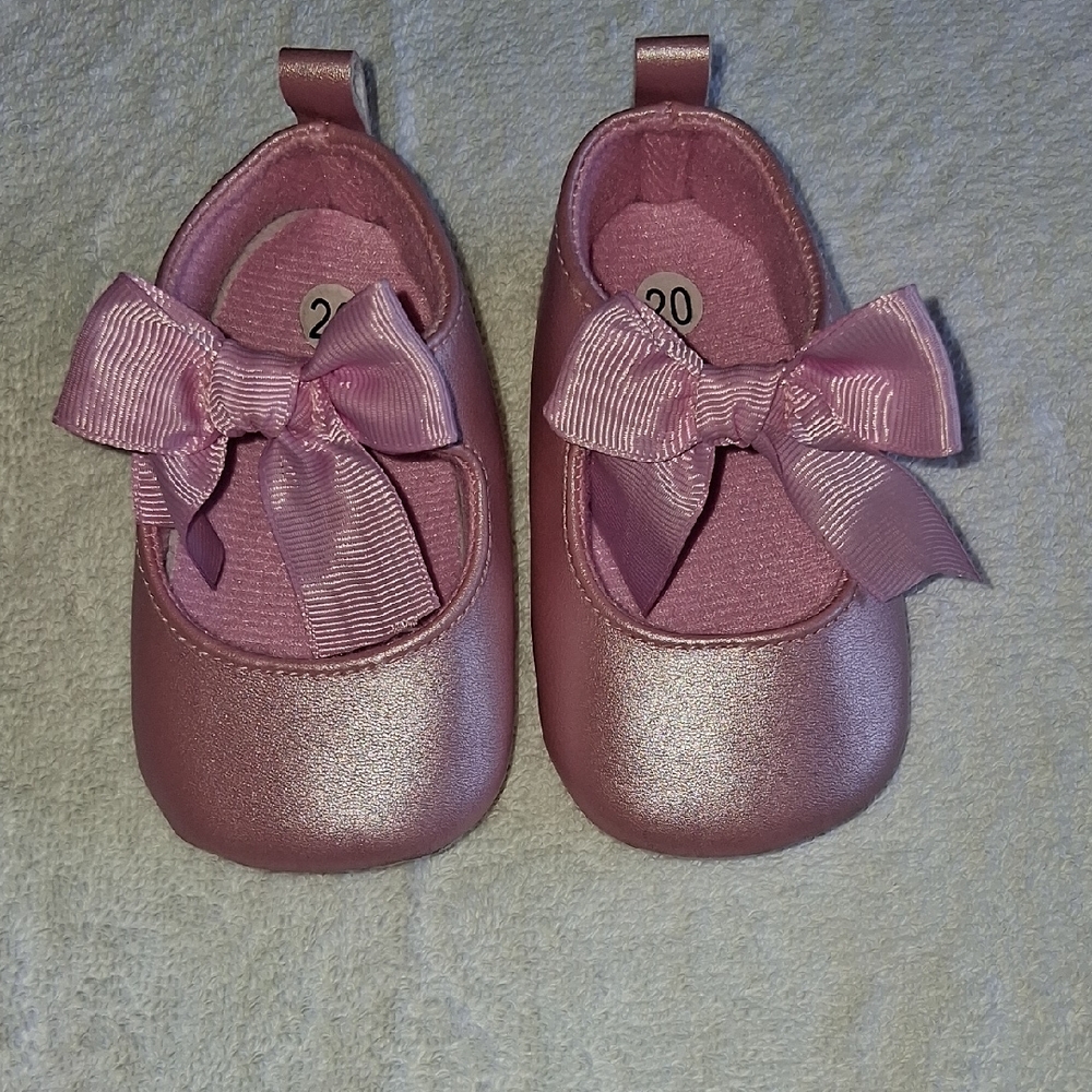 Charming Pink Dress Shoes with Bow